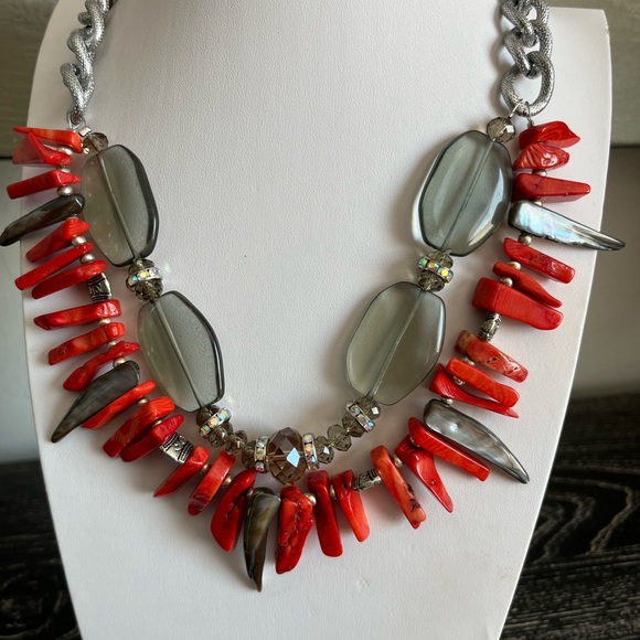 Coral Statement Necklace - Picture 4 of 4